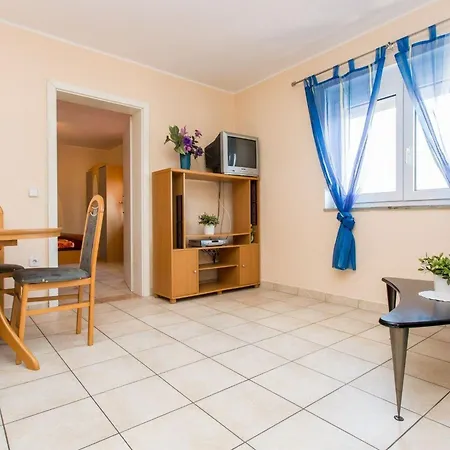 Fuer 5 Personen Ca- 55 M² In Silo- Adriakueste Kroatien - Kroatische Inseln By Interhome شقة سيلو