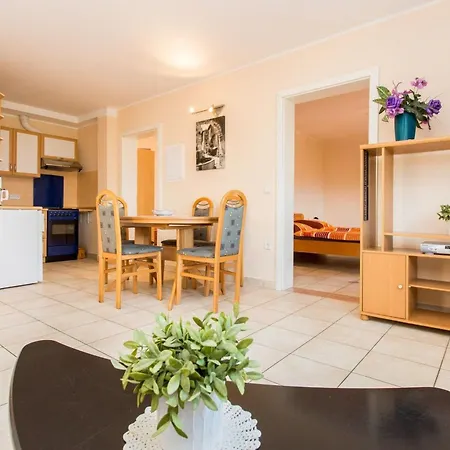 Fuer 5 Personen Ca- 55 M² In Silo- Adriakueste Kroatien - Kroatische Inseln By Interhome *