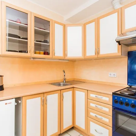 Fuer 5 Personen Ca- 55 M² In Silo- Adriakueste Kroatien - Kroatische Inseln By Interhome *
