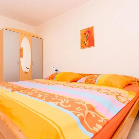 Lejlighed Fuer 5 Personen Ca- 55 M² In Silo- Adriakueste Kroatien - Kroatische Inseln By Interhome
