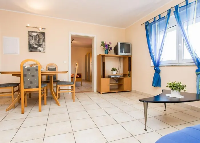 Fuer 5 Personen Ca- 55 M² In Silo- Adriakueste Kroatien - Kroatische Inseln By Interhome