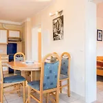 Fuer 5 Personen Ca- 55 M² In Silo- Adriakueste Kroatien - Kroatische Inseln By Interhome Lejlighed